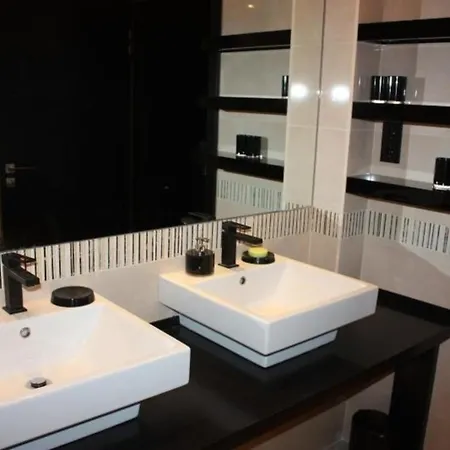 Penthouse Mit Donaublick Appartamento Budapest
